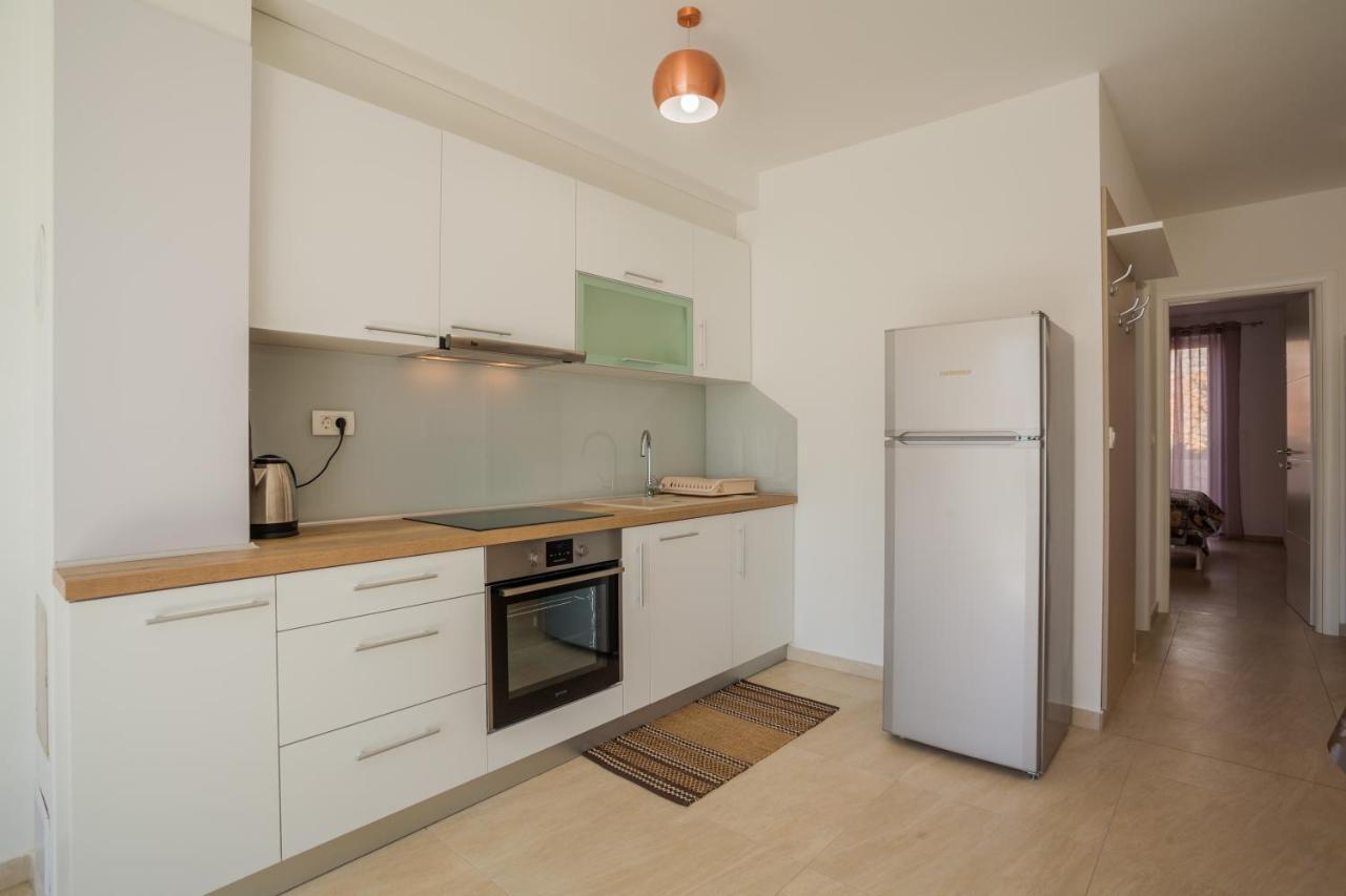 Apartman Madonnina Cres Exterior foto
